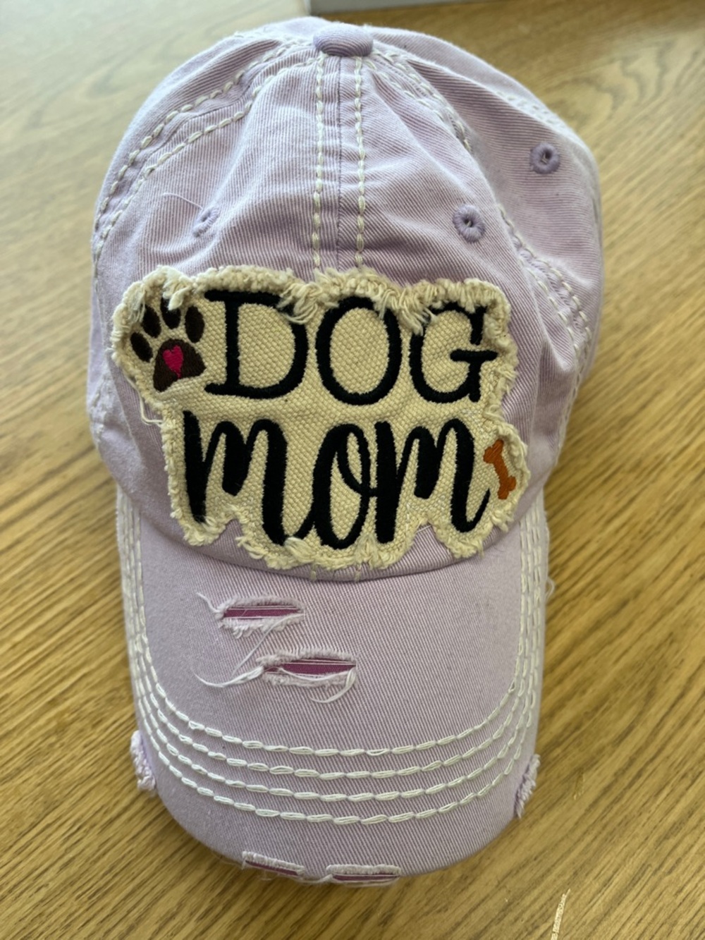 KBETHOS Lavender "Dog Mom" Distressed Baseball Cap